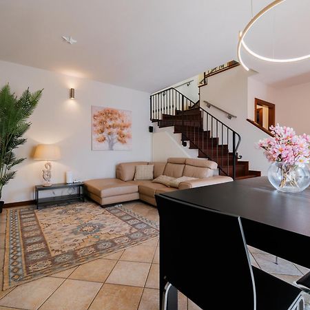 Casa Di Iaio - 90 M2 Apt With Free Wi-Fi, Netflix, Home Cinema & Parking Gorizia Exterior photo